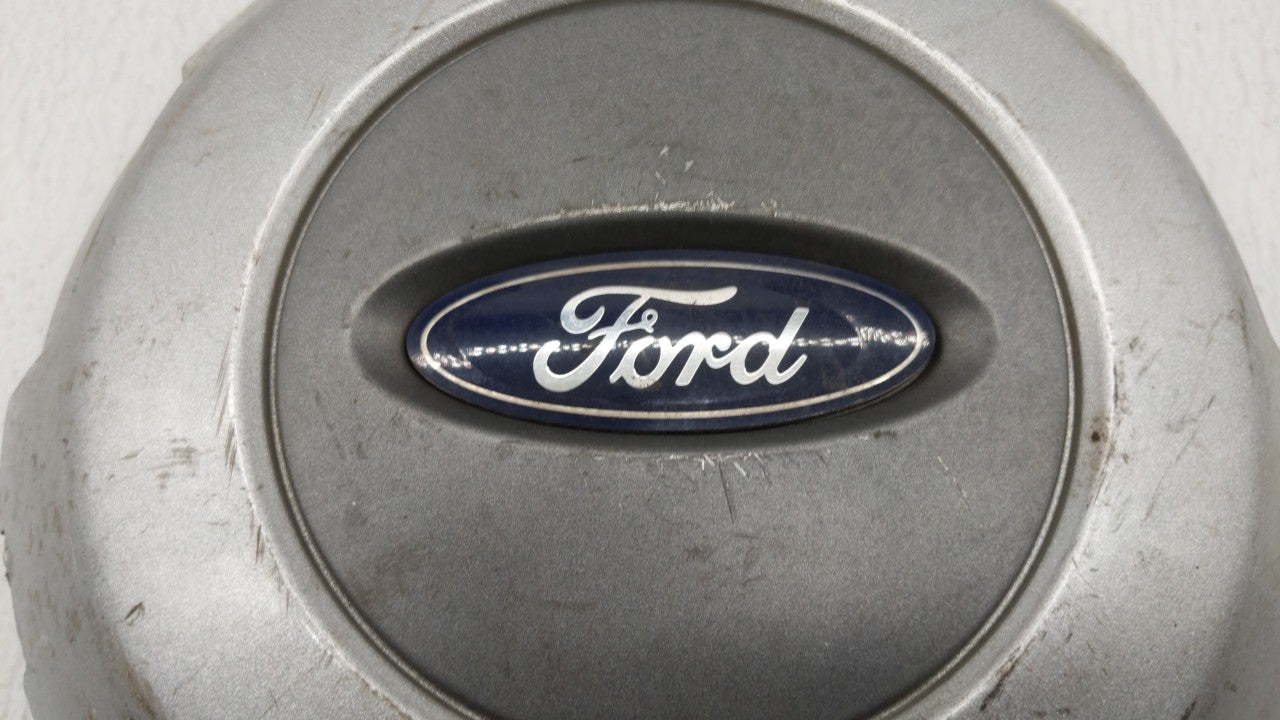 2004 Ford F-150 Rim Wheel Center Cap - Oemusedautoparts1.com