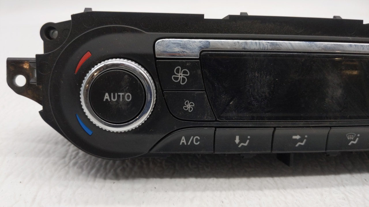 2015-2016 Ford Escape Climate Control Module Temperature AC/Heater Replacement P/N:CJ5T-18C612-BE CJ5T-18C612-BC Fits 2015 2016 OEM Used Auto Parts - Oemusedautoparts1.com