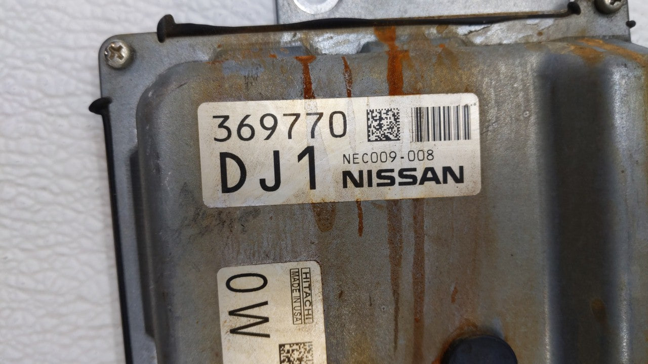 2013-2014 Nissan Altima PCM Engine Computer ECU ECM PCU OEM P/N:MEC300-040 D1 MEC300-001 A1 Fits 2013 2014 OEM Used Auto Parts - Oemusedautoparts1.com