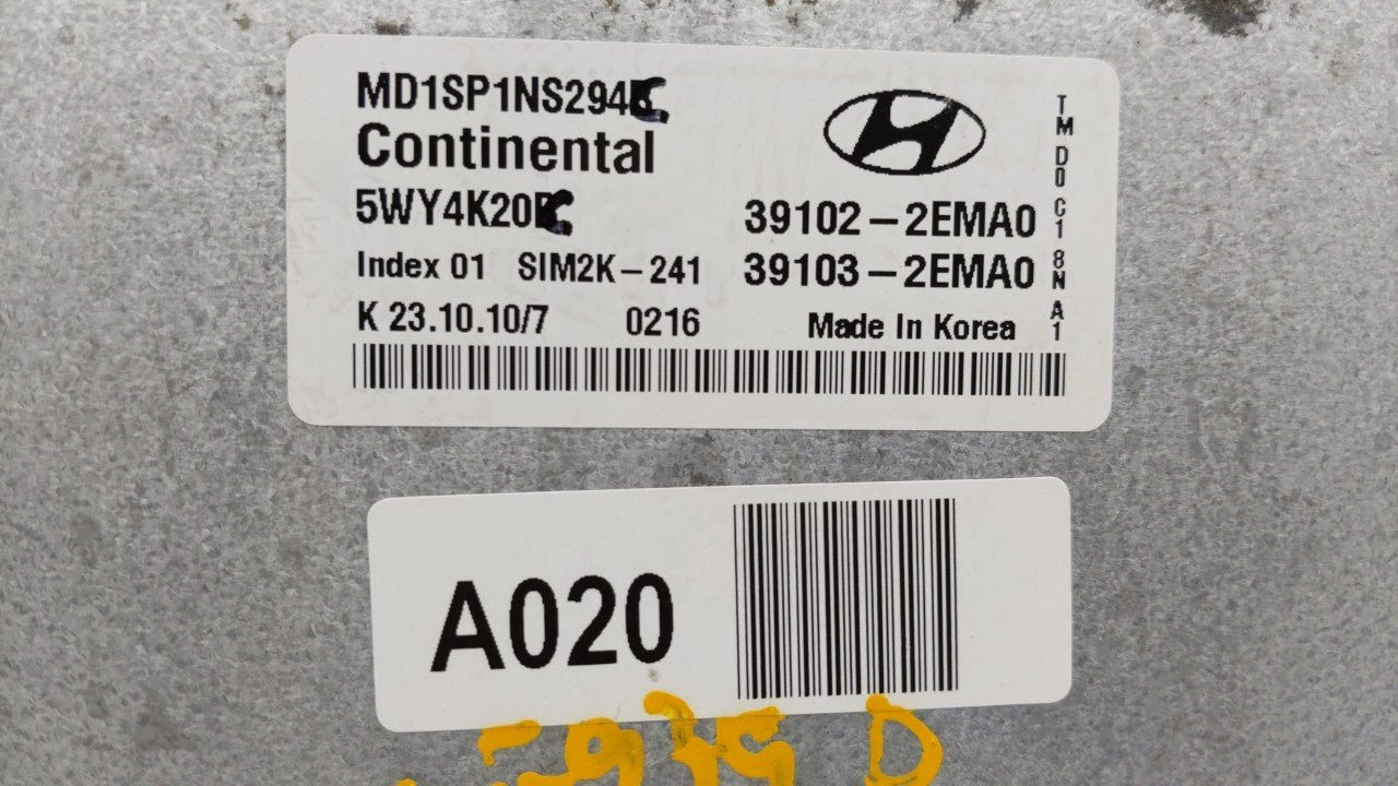 2011 Hyundai Elantra PCM Engine Computer ECU ECM PCU OEM P/N:39102-2EMB0 39103-2EMB0 Fits OEM Used Auto Parts - Oemusedautoparts1.com