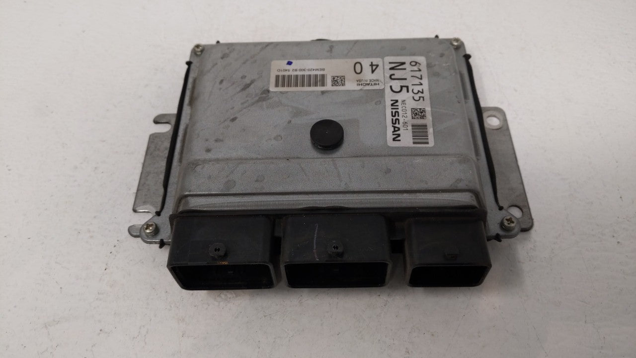 2015-2016 Nissan Pathfinder PCM Engine Computer ECU ECM PCU OEM P/N:BEM426-300 A1 AT BEM426-300 Fits 2015 2016 2017 OEM Used Auto Parts - Oemusedautoparts1.com