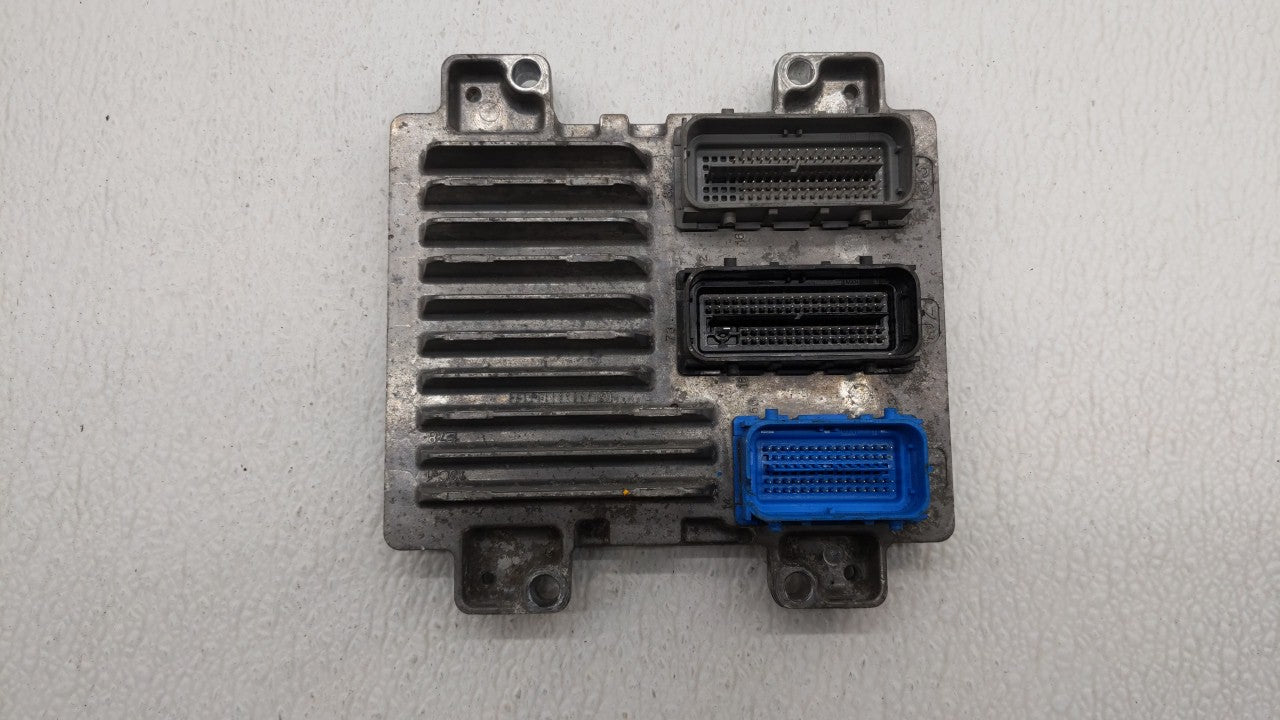 2012-2016 Chevrolet Cruze PCM Engine Computer ECU ECM PCU OEM P/N:12656958 12643636 Fits 2011 2012 2013 2014 2015 2016 OEM Used Auto Parts - Oemusedautoparts1.com