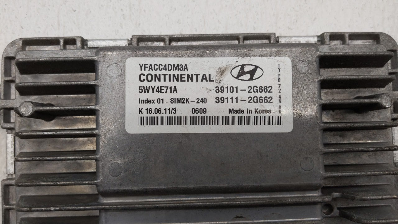 2011-2014 Hyundai Sonata PCM Engine Computer ECU ECM PCU OEM P/N:39101-2G661 39111-2G661 Fits 2011 2012 2013 2014 OEM Used Auto Parts - Oemusedautoparts1.com