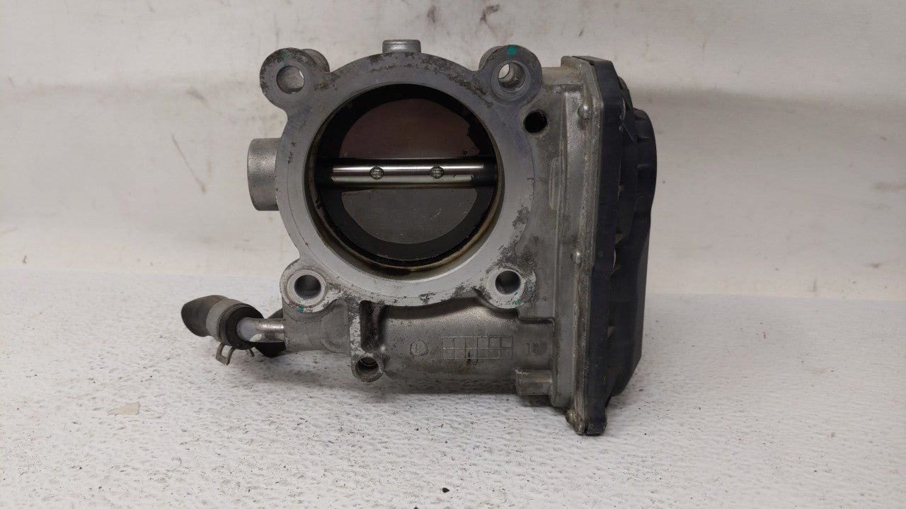 2011-2018 Hyundai Elantra Throttle Body P/N:35100-2E000 Fits 2011 2012 2013 2014 2015 2016 2017 2018 2019 OEM Used Auto Parts - Oemusedautoparts1.com