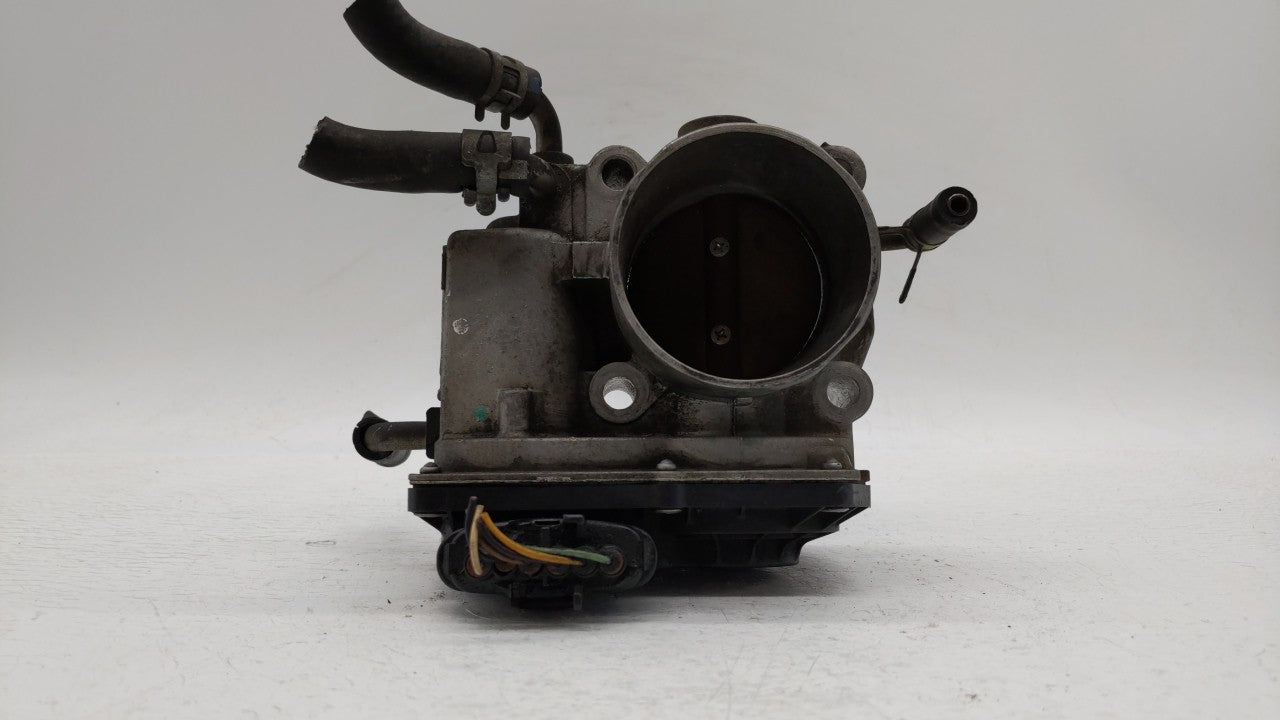 2004-2006 Toyota Solara Throttle Body P/N:22030-28060 22030-0H020 Fits 2004 2005 2006 2007 OEM Used Auto Parts - Oemusedautoparts1.com