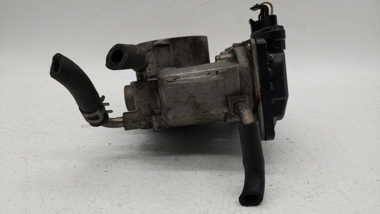 2004-2006 Toyota Solara Throttle Body P/N:22030-28060 22030-0H020 Fits 2004 2005 2006 2007 OEM Used Auto Parts - Oemusedautoparts1.com