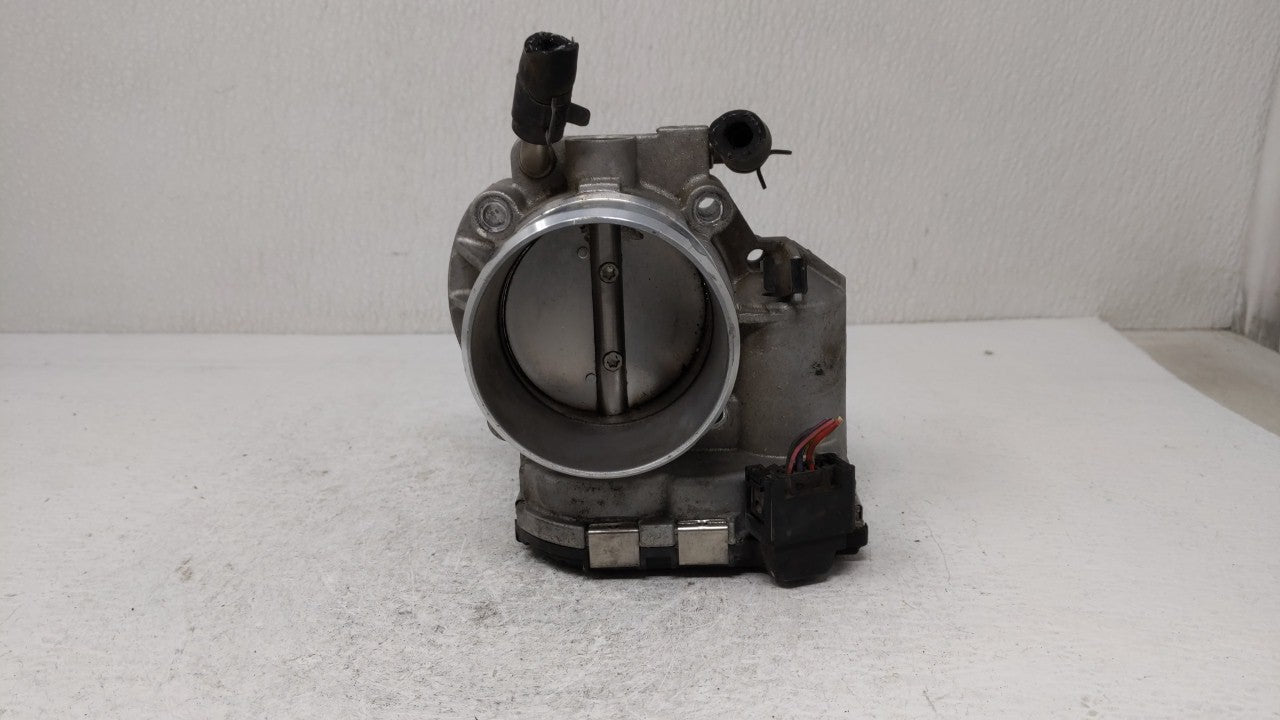 2011-2015 Kia Optima Throttle Body P/N:35100-2G700 Fits 2011 2012 2013 2014 2015 2016 OEM Used Auto Parts - Oemusedautoparts1.com