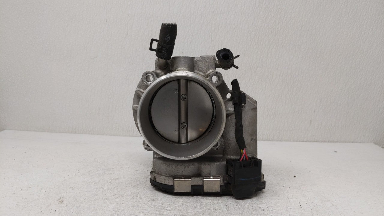 2011-2015 Kia Optima Throttle Body P/N:35100-2G700 Fits 2011 2012 2013 2014 2015 2016 OEM Used Auto Parts - Oemusedautoparts1.com