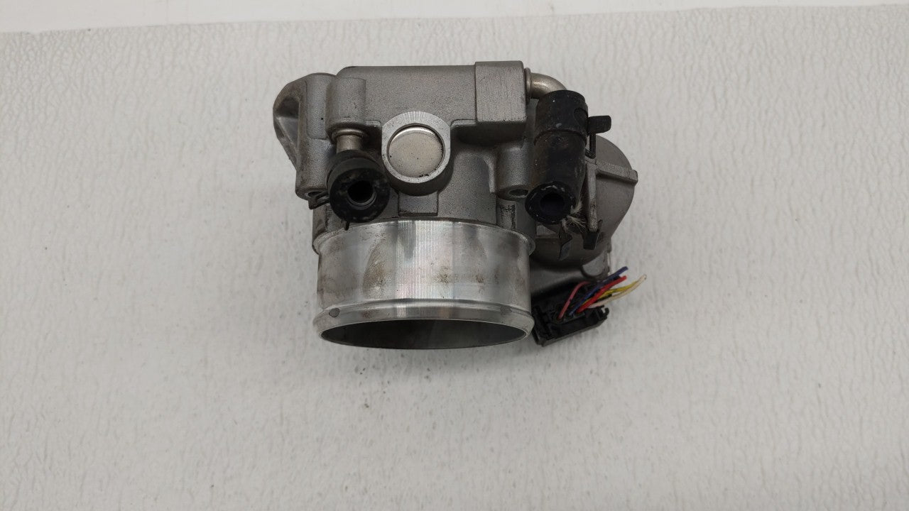 2011-2014 Hyundai Sonata Throttle Body P/N:35100-2G700 Fits 2011 2012 2013 2014 2015 2016 OEM Used Auto Parts - Oemusedautoparts1.com