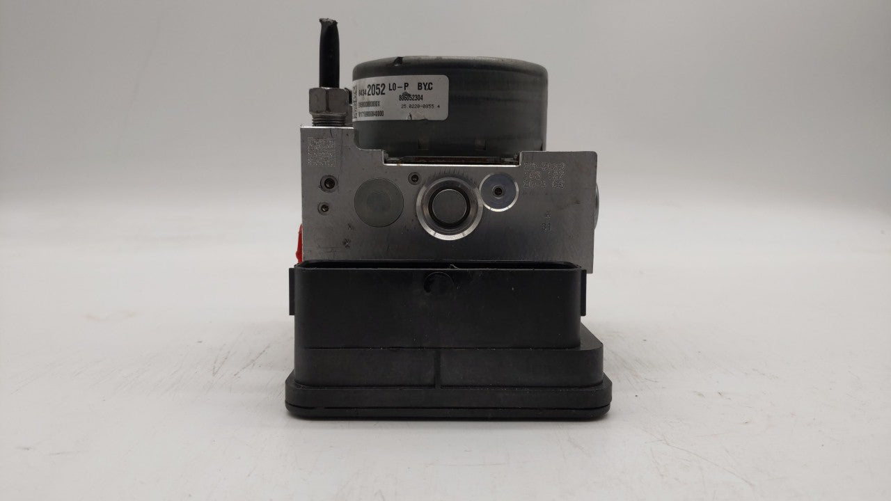 2018-2019 Chevrolet Equinox ABS Pump Control Module Replacement P/N:84342052 84342055 Fits 2018 2019 OEM Used Auto Parts - Oemusedautoparts1.com