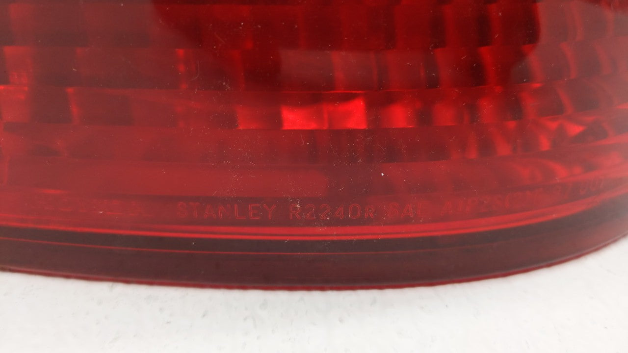 2000 Honda Civic Tail Light Assembly Passenger Right OEM Fits 1999 OEM Used Auto Parts - Oemusedautoparts1.com