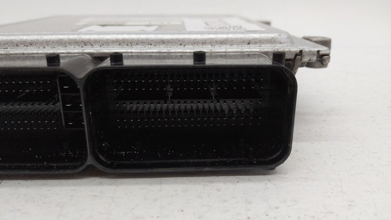 2014-2016 Hyundai Elantra PCM Engine Computer ECU ECM PCU OEM P/N:39102-2EMB5 39103-2EMB5 Fits 2014 2015 2016 OEM Used Auto Parts - Oemusedautoparts1.com