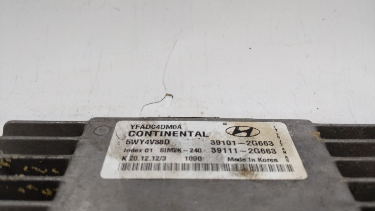 2011-2014 Hyundai Sonata PCM Engine Computer ECU ECM PCU OEM P/N:39101-2G692 39111-2G690 Fits 2011 2012 2013 2014 OEM Used Auto Parts - Oemusedautoparts1.com