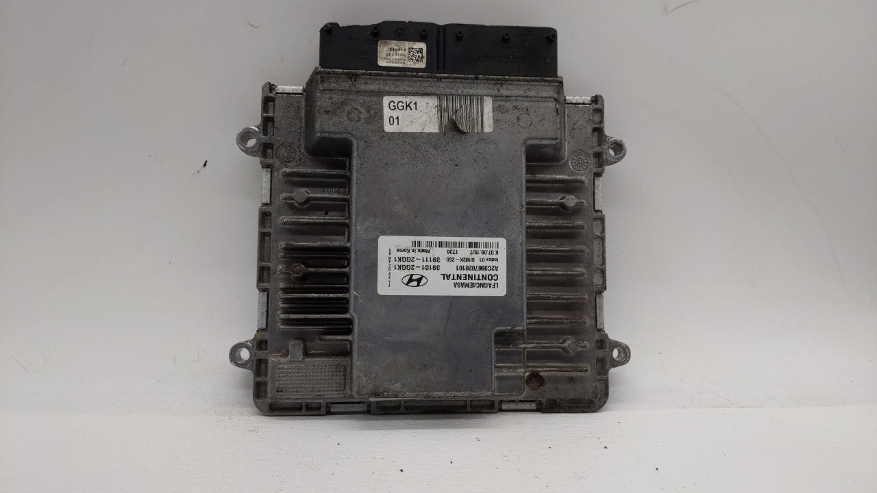 2015-2017 Hyundai Sonata PCM Engine Computer ECU ECM PCU OEM P/N:39101-2GGK0 39101-2GGL4 Fits 2015 2016 2017 OEM Used Auto Parts - Oemusedautoparts1.com