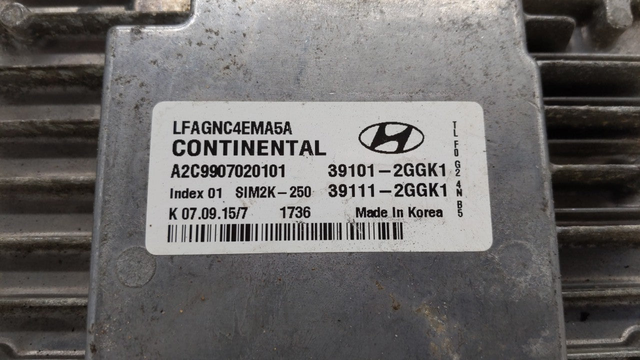 2015-2017 Hyundai Sonata PCM Engine Computer ECU ECM PCU OEM P/N:39101-2GGK0 39101-2GGL4 Fits 2015 2016 2017 OEM Used Auto Parts - Oemusedautoparts1.com