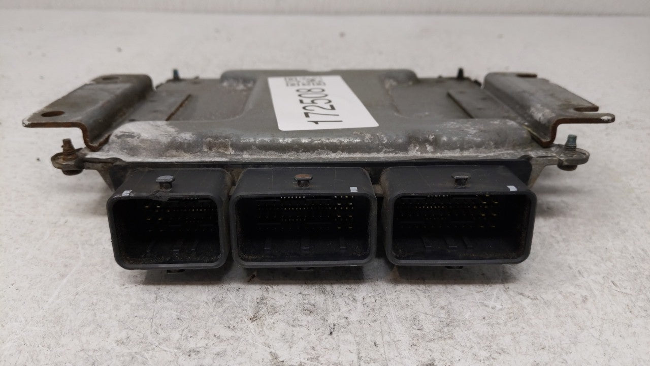 2015 Nissan Altima PCM Engine Computer ECU ECM PCU OEM P/N:BEM404-300 A1 NEC001-666 Fits 2013 2014 OEM Used Auto Parts - Oemusedautoparts1.com