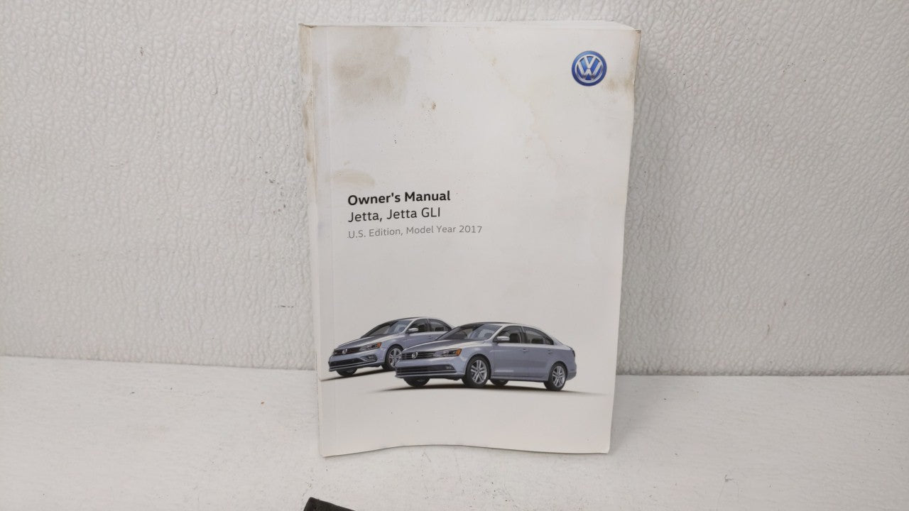 2017 Volkswagen Jetta Owners Manual Book Guide OEM Used Auto Parts - Oemusedautoparts1.com