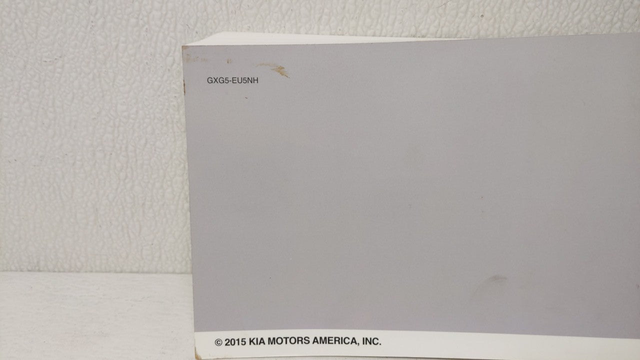 2016 Kia Sorento Owners Manual Book Guide OEM Used Auto Parts - Oemusedautoparts1.com