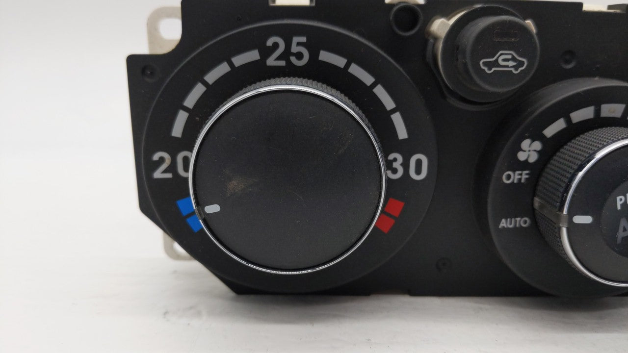 2006-2008 Mitsubishi Endeavor Ac Heater Climate Control Temperature Oem 173014 - Oemusedautoparts1.com