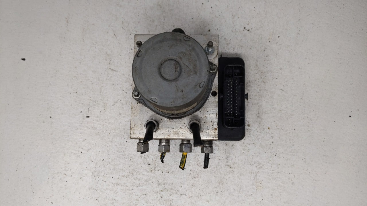 2015-2018 Dodge Grand Caravan ABS Pump Control Module Replacement P/N:P68183803AC 68183803AC Fits 2015 2016 2017 2018 OEM Used Auto Parts - Oemusedautoparts1.com