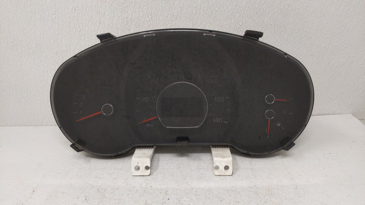 2014-2015 Kia Soul Instrument Cluster Speedometer Gauges P/N:94006-B2510 Fits 2014 2015 OEM Used Auto Parts - Oemusedautoparts1.com