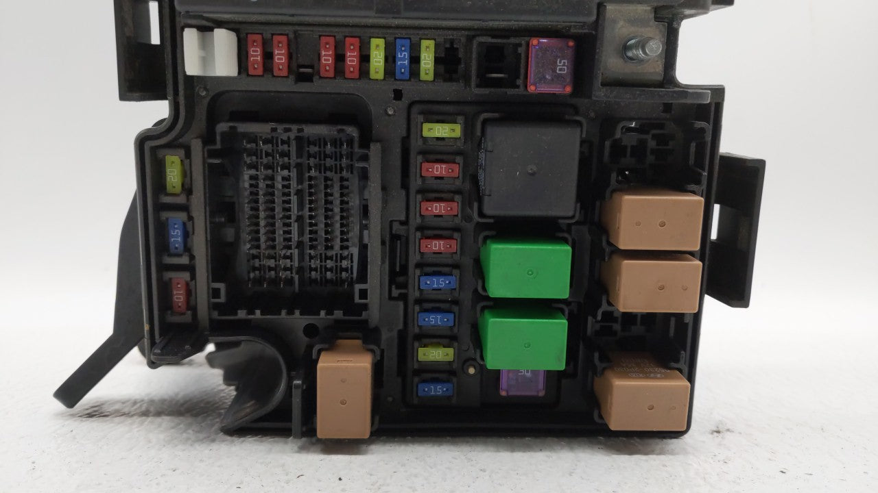 2011-2013 Kia Optima Fusebox Fuse Box Panel Relay Module P/N:912022T850 Fits 2011 2012 2013 OEM Used Auto Parts - Oemusedautoparts1.com