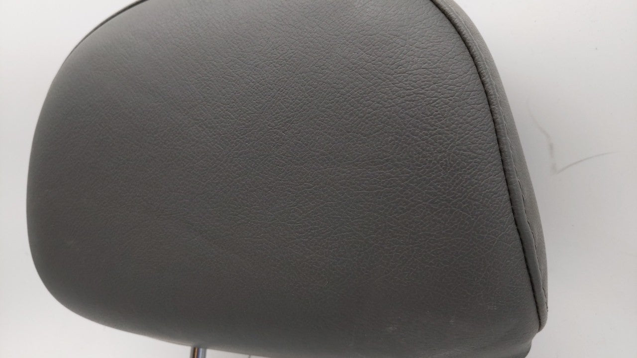 2001-2004 Hyundai Santa Fe Headrest Head Rest Front Driver Passenger Seat Fits 2001 2002 2003 2004 OEM Used Auto Parts - Oemusedautoparts1.com