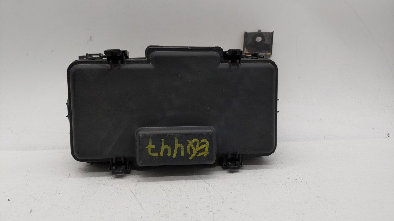 2001-2005 Honda Civic Fusebox Fuse Box Panel Relay Module P/N:S5P-P3 S5P-AP Fits 2001 2002 2003 2004 2005 OEM Used Auto Parts - Oemusedautoparts1.com