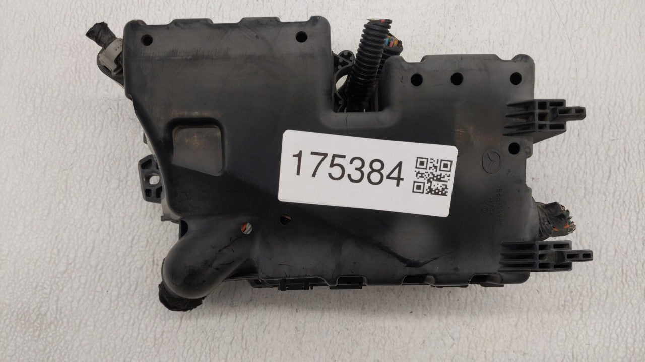 2010-2013 Mazda 3 Chassis Control Module Ccm Bcm Body Control Bbm5-66761 - Oemusedautoparts1.com