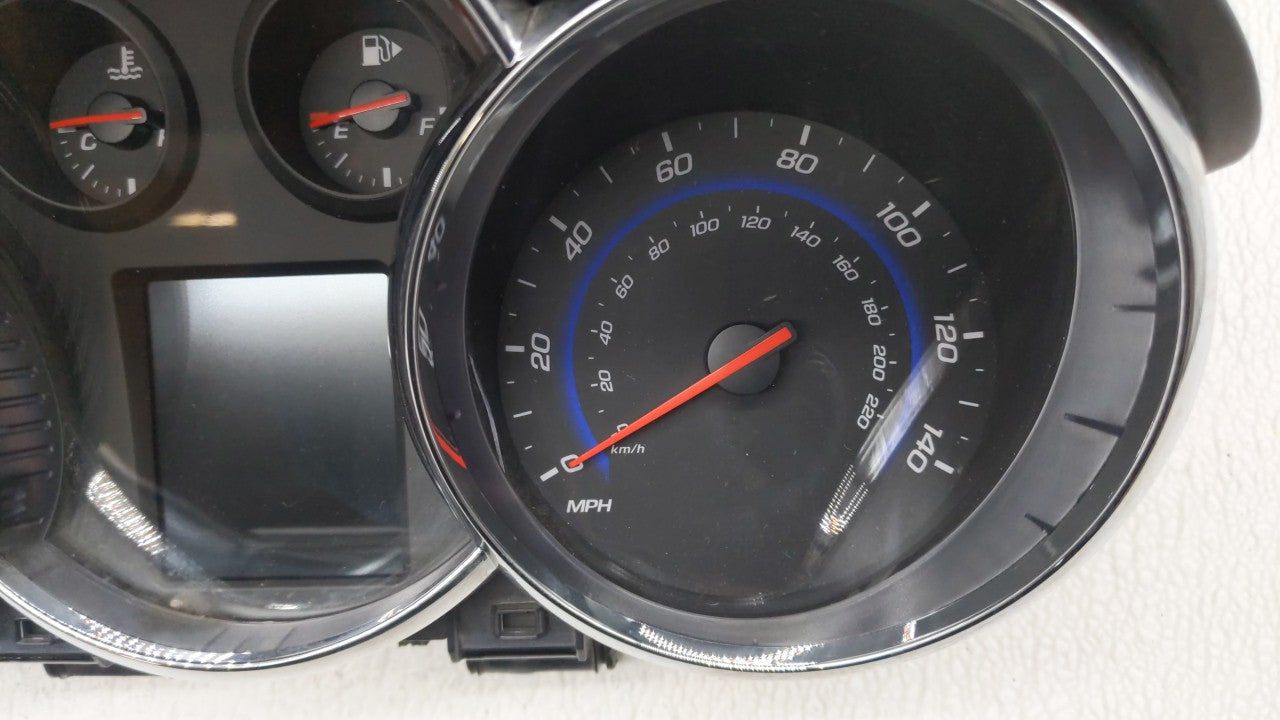 2015-2016 Chevrolet Cruze Instrument Cluster Speedometer Gauges P/N:811511914 94560794 Fits 2015 2016 OEM Used Auto Parts - Oemusedautoparts1.com