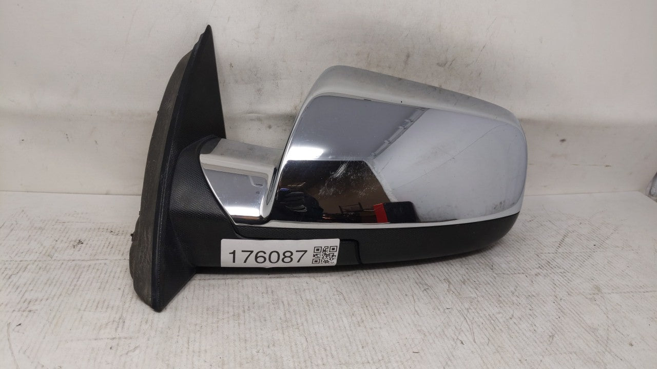 2010-2011 Chevrolet Equinox Side Mirror Replacement Driver Left View Door Mirror P/N:20858712 Fits 2010 2011 OEM Used Auto Parts - Oemusedautoparts1.com