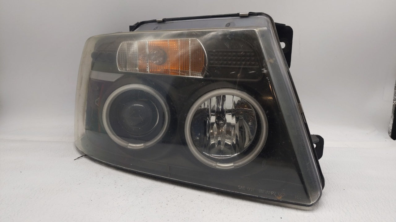 2004-2008 Ford F-150 Passenger Right Oem Head Light Headlight Lamp - Oemusedautoparts1.com