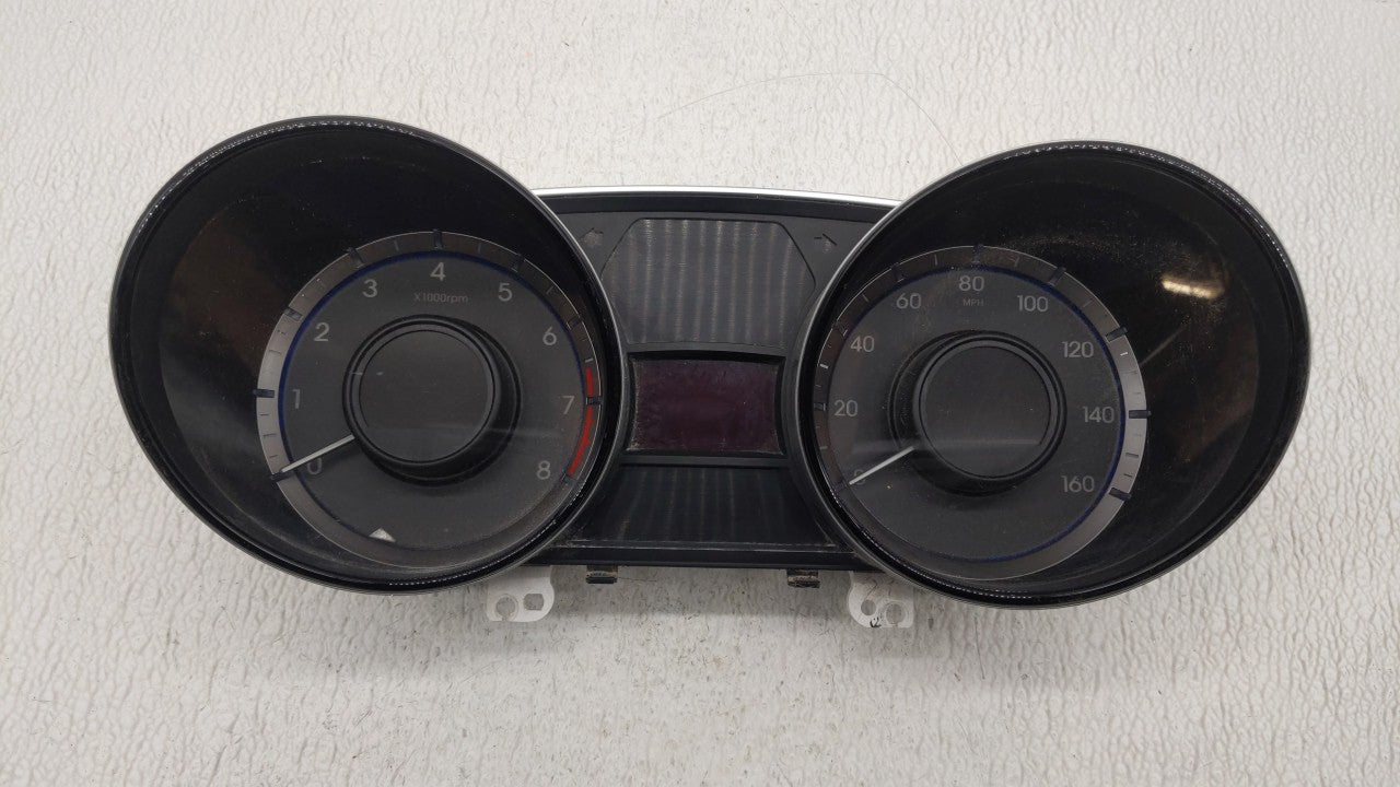 2011-2014 Hyundai Sonata Instrument Cluster Speedometer Gauges P/N:94001-3Q014 94011-3Q010 Fits 2011 2012 2013 2014 OEM Used Auto Parts - Oemusedautoparts1.com