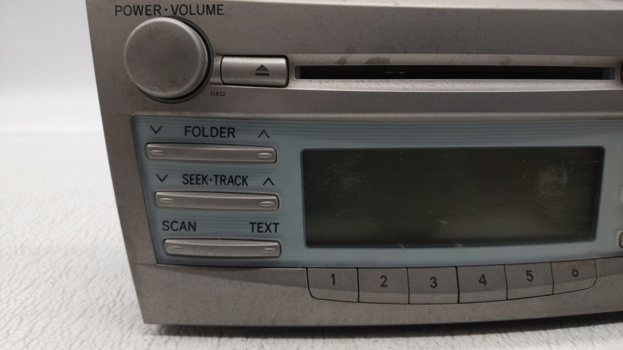2007-2009 Toyota Camry Radio AM FM Cd Player Receiver Replacement P/N:86120-33890 86120-06181 Fits 2007 2008 2009 OEM Used Auto Parts - Oemusedautoparts1.com