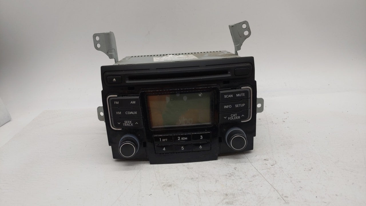 2011 Hyundai Sonata Radio AM FM Cd Player Receiver Replacement P/N:96180-3Q000 96180-3Q000XX1 Fits OEM Used Auto Parts - Oemusedautoparts1.com