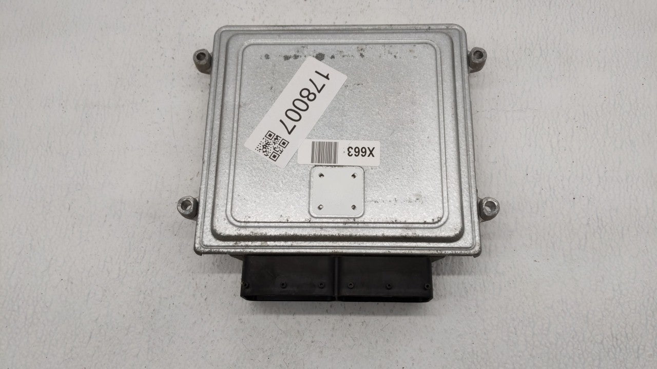 2011-2014 Hyundai Sonata PCM Engine Computer ECU ECM PCU OEM P/N:39101-2G661 39111-2G661 Fits 2011 2012 2013 2014 OEM Used Auto Parts - Oemusedautoparts1.com