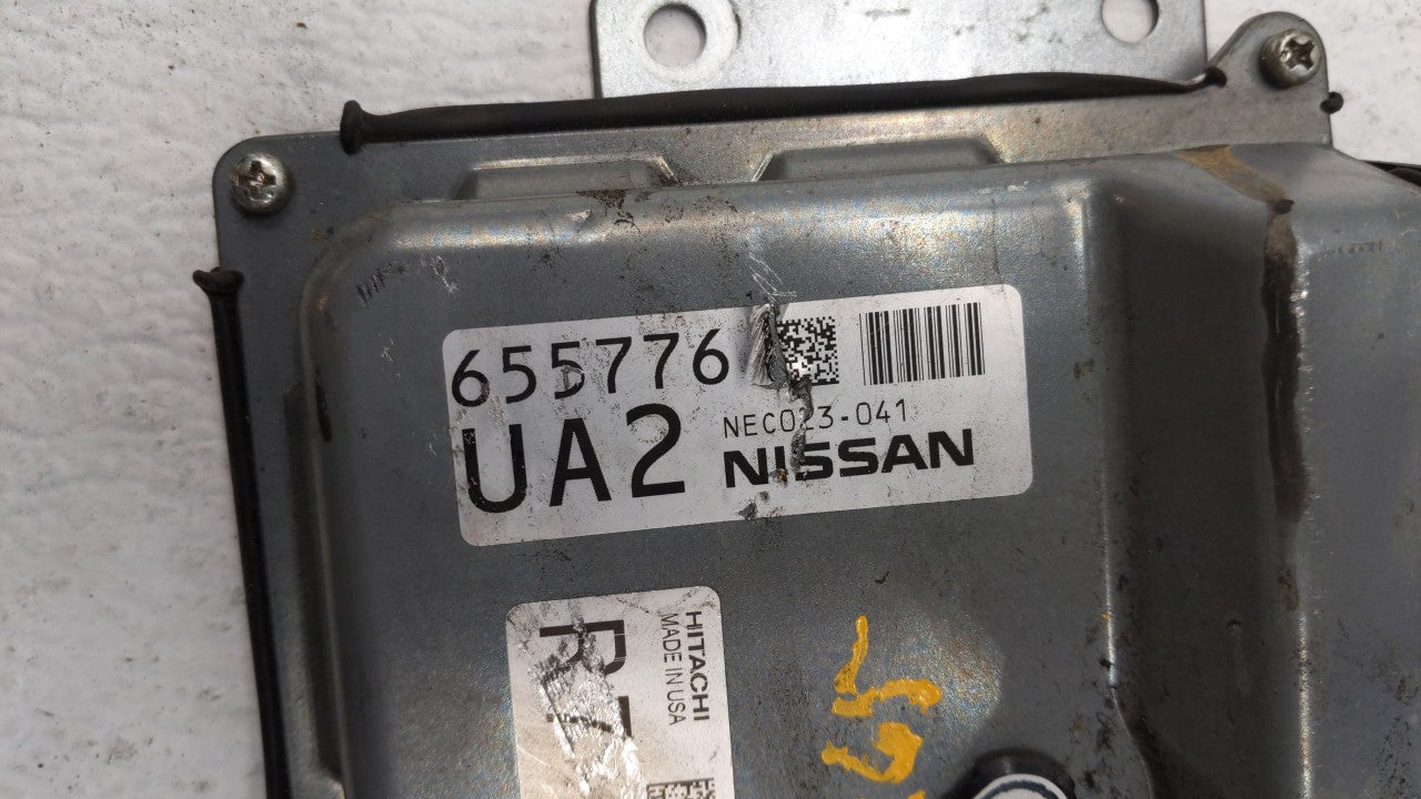 2015-2017 Nissan Murano PCM Engine Computer ECU ECM PCU OEM P/N:BEM426-300 A1 AT BEM426-300 Fits 2015 2016 2017 OEM Used Auto Parts - Oemusedautoparts1.com