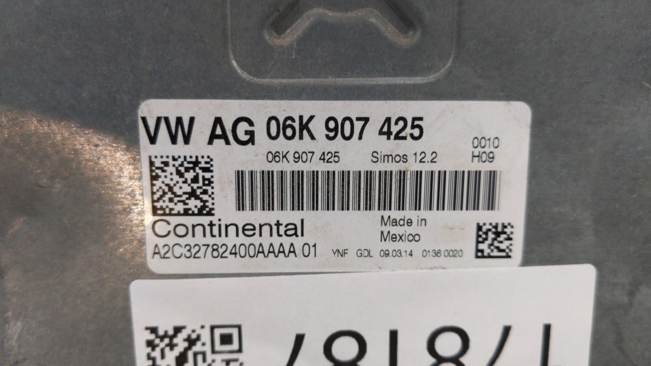 2014 Volkswagen Jetta PCM Engine Computer ECU ECM PCU OEM P/N:06K 906 070 C 06K 907 425 Fits OEM Used Auto Parts - Oemusedautoparts1.com