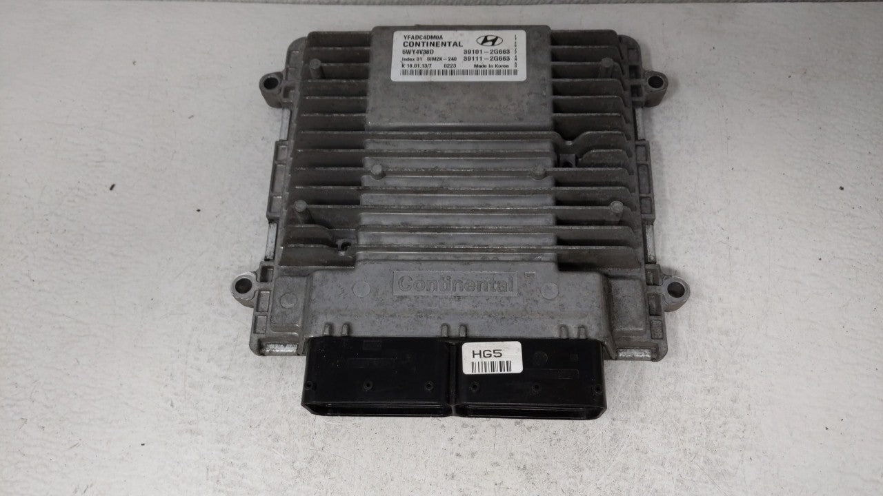 2011-2014 Hyundai Sonata PCM Engine Computer ECU ECM PCU OEM P/N:39101-2G661 39111-2G661 Fits 2011 2012 2013 2014 OEM Used Auto Parts - Oemusedautoparts1.com