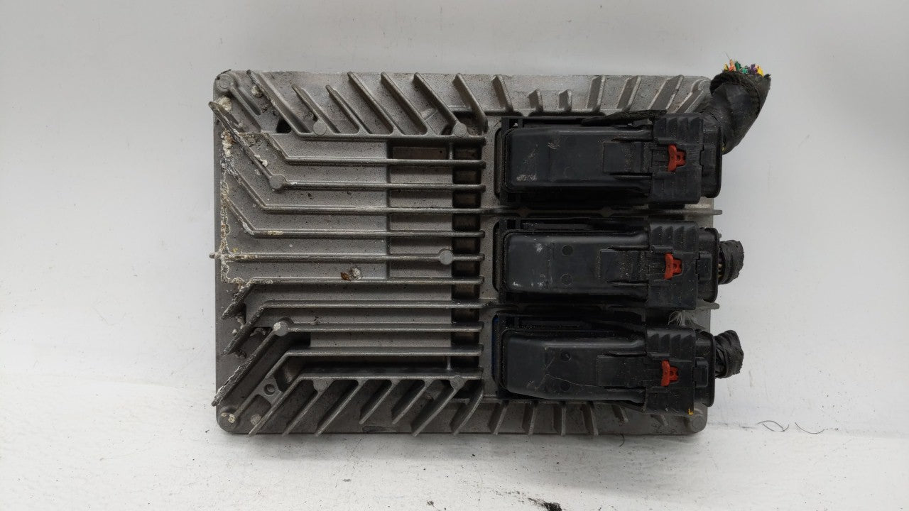 2013-2016 Chevrolet Traverse PCM Engine Computer ECU ECM PCU OEM P/N:12655476 12657776 Fits 2013 2014 2015 2016 OEM Used Auto Parts - Oemusedautoparts1.com