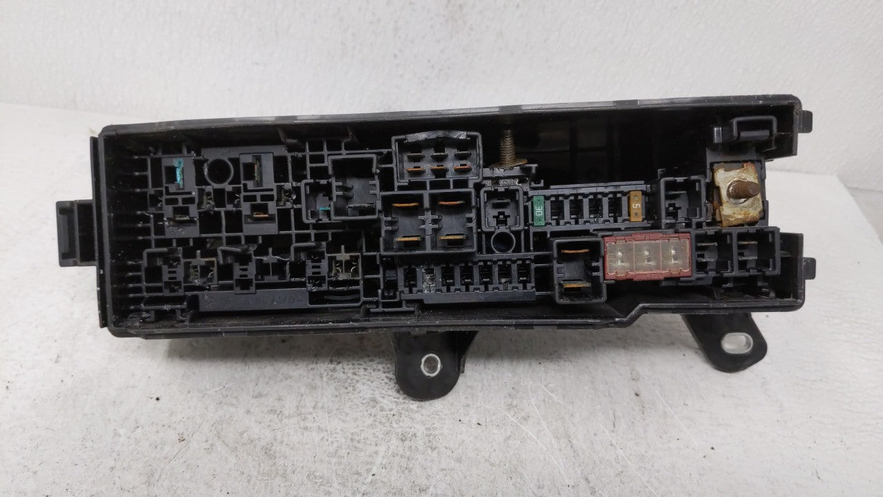 2014-2015 Lexus Is250 Fusebox Fuse Box Panel Relay Module P/N:82662-53251 Fits 2014 2015 OEM Used Auto Parts - Oemusedautoparts1.com