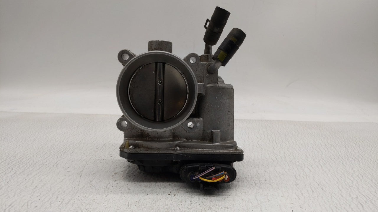 2011-2018 Hyundai Elantra Throttle Body P/N:35100-2E000 Fits 2011 2012 2013 2014 2015 2016 2017 2018 2019 OEM Used Auto Parts - Oemusedautoparts1.com