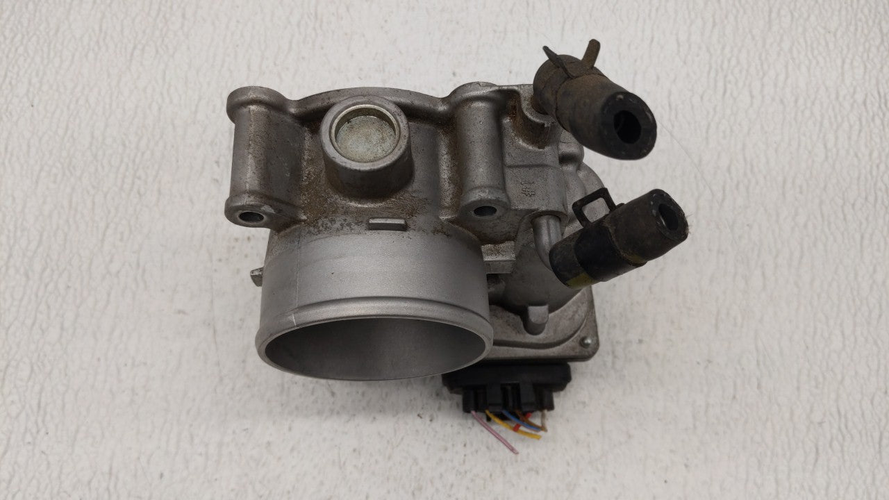 2011-2018 Hyundai Elantra Throttle Body P/N:35100-2E000 Fits 2011 2012 2013 2014 2015 2016 2017 2018 2019 OEM Used Auto Parts - Oemusedautoparts1.com