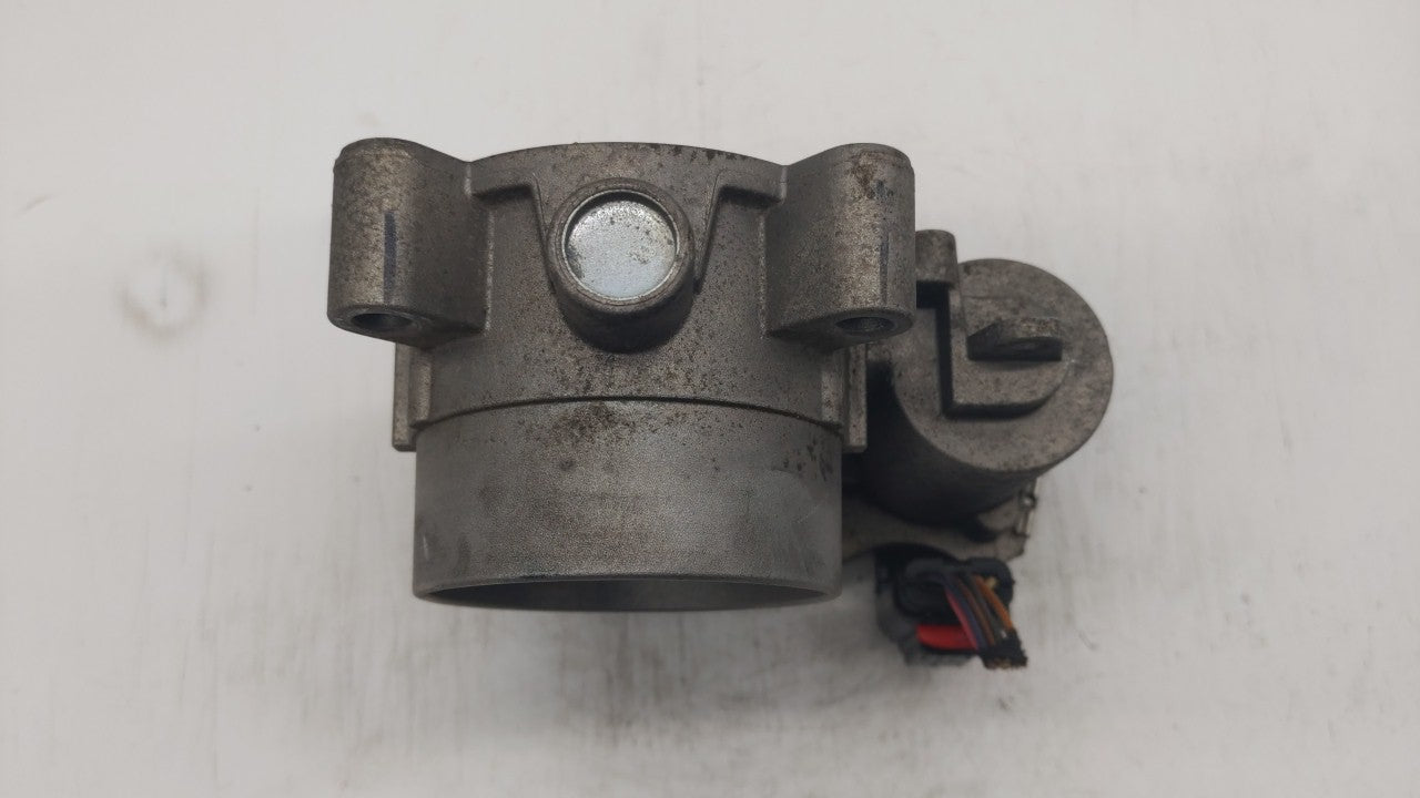 2014-2017 Jeep Cherokee Throttle Body P/N:04891970AB Fits 2014 2015 2016 2017 2018 OEM Used Auto Parts - Oemusedautoparts1.com