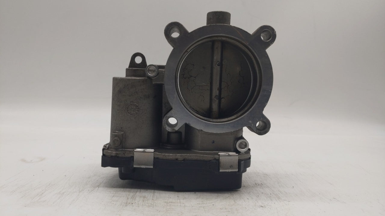 2014-2017 Jeep Cherokee Throttle Body P/N:04891970AB Fits 2014 2015 2016 2017 2018 OEM Used Auto Parts - Oemusedautoparts1.com