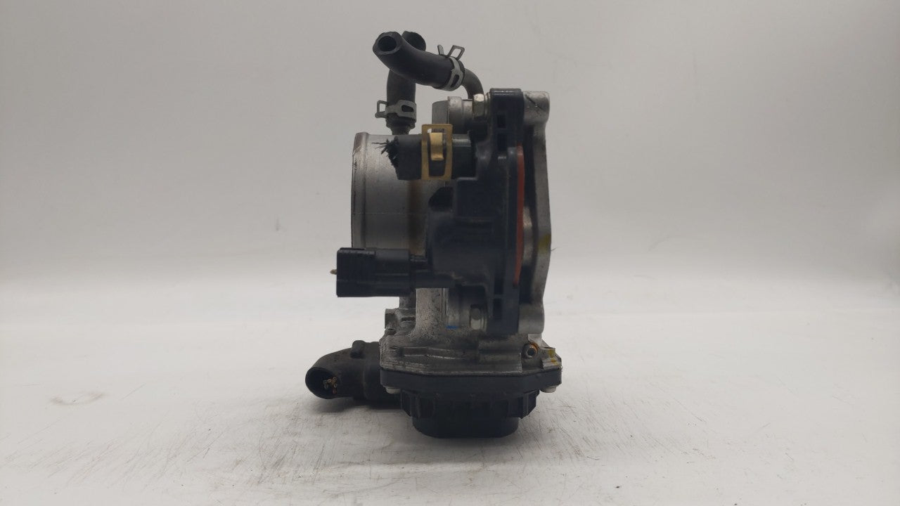 2016-2019 Honda Hr-V Throttle Body P/N:GMF3B Fits 2012 2013 2014 2015 2016 2017 2018 2019 OEM Used Auto Parts - Oemusedautoparts1.com