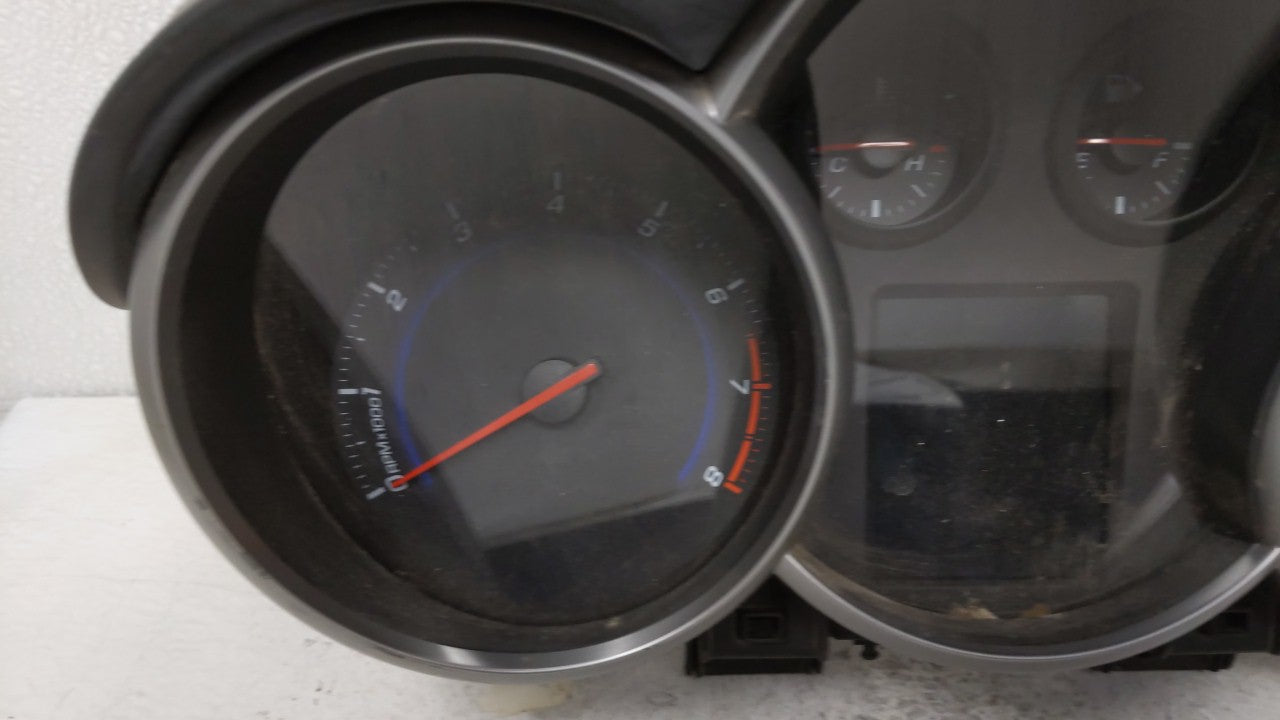 2011 Chevrolet Cruze Instrument Cluster Speedometer Gauges P/N:811511914 769212-670A Fits OEM Used Auto Parts - Oemusedautoparts1.com