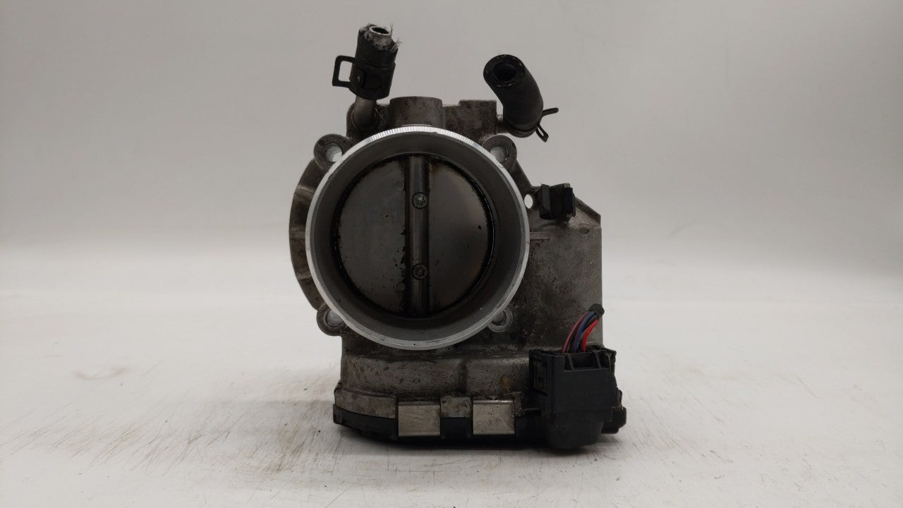 2011-2014 Hyundai Sonata Throttle Body P/N:35100-2G700 Fits 2011 2012 2013 2014 2015 2016 OEM Used Auto Parts - Oemusedautoparts1.com