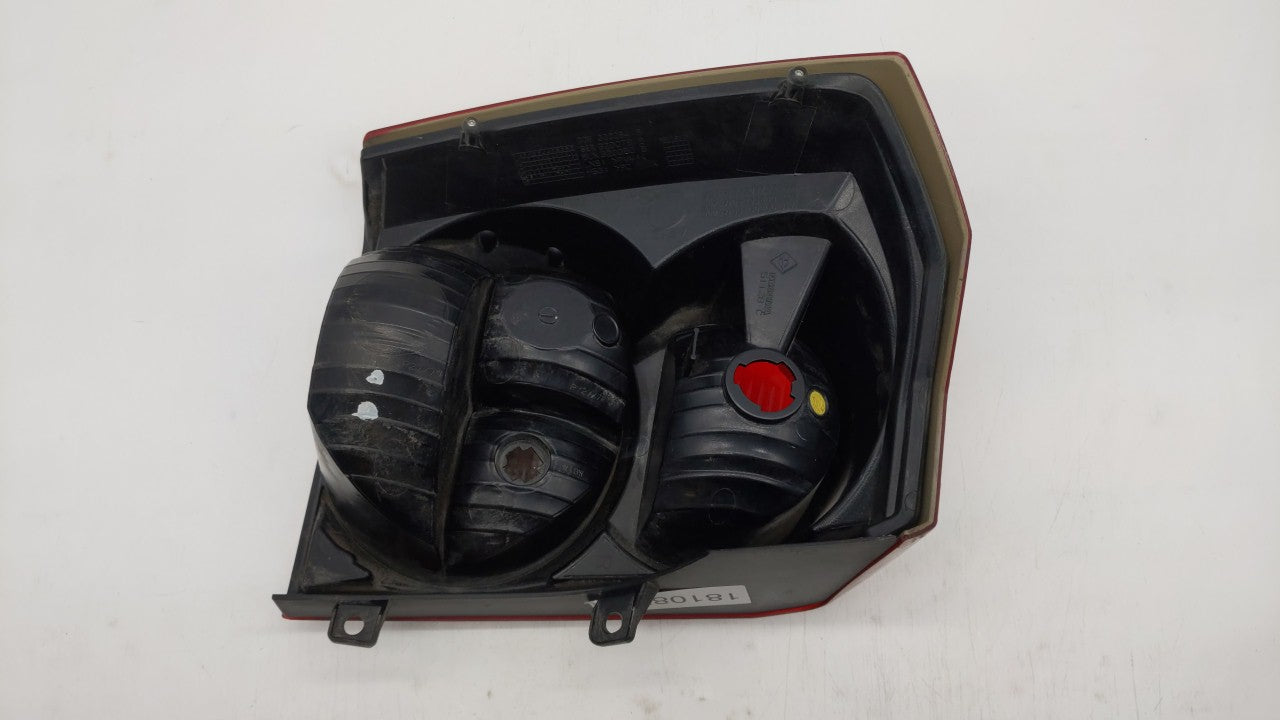 2010 Dodge Caliber Tail Light Assembly Passenger Right OEM P/N:05160360AA 05303752AH Fits 2008 2009 2011 2012 OEM Used Auto Parts - Oemusedautoparts1.com