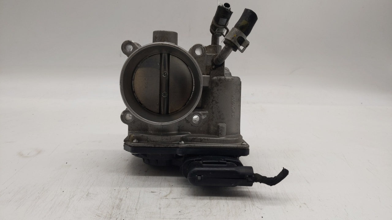 2014-2018 Hyundai Tucson Throttle Body P/N:35100-2E000 Fits 2011 2012 2013 2014 2015 2016 2017 2018 2019 OEM Used Auto Parts - Oemusedautoparts1.com